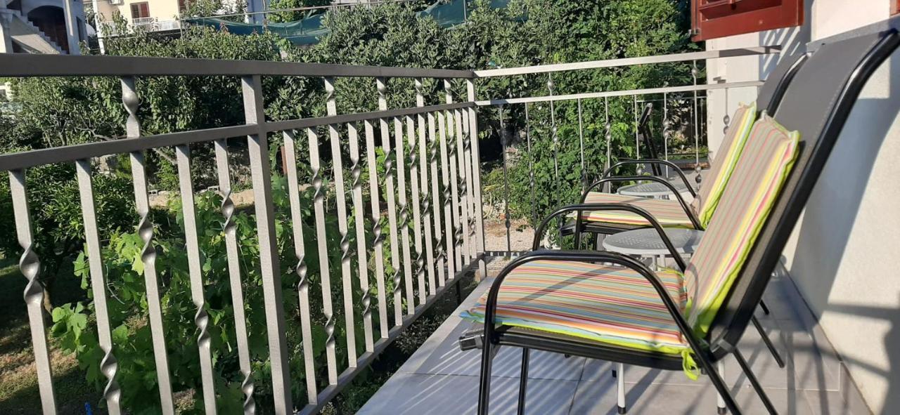 טרוגיר Apartments Figos מראה חיצוני תמונה
