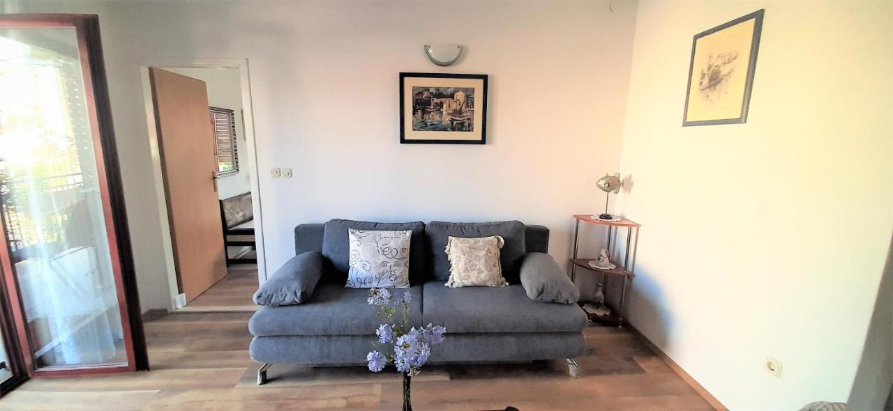 טרוגיר Apartments Figos מראה חיצוני תמונה