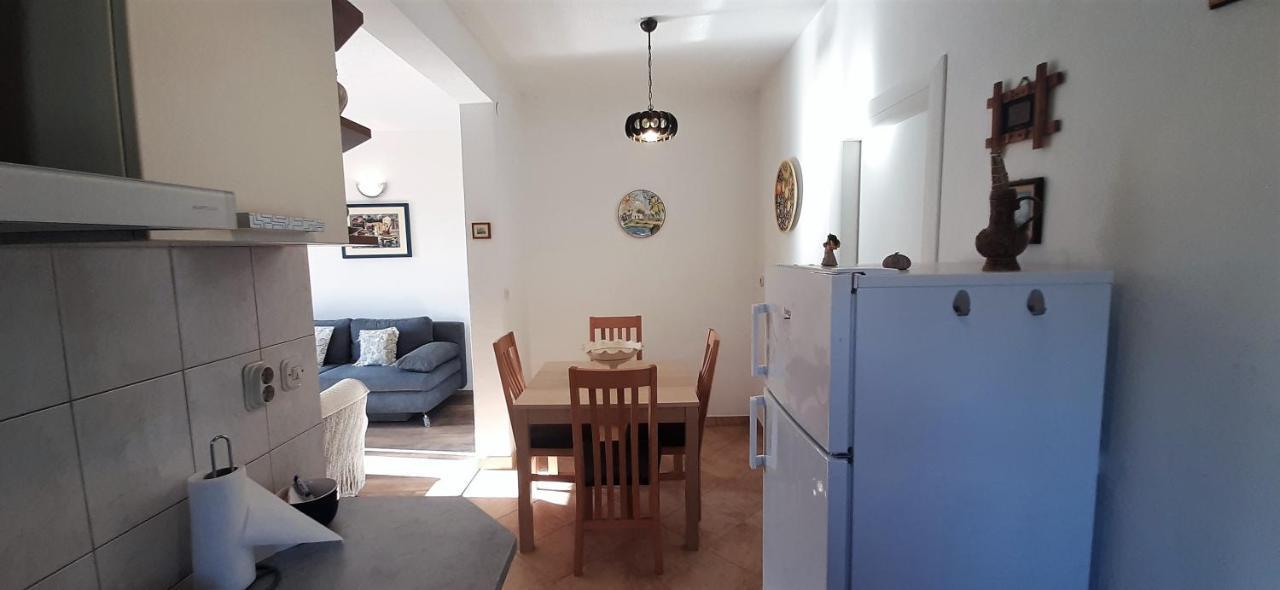 טרוגיר Apartments Figos מראה חיצוני תמונה