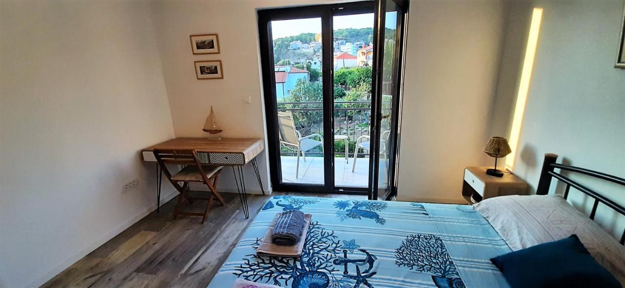 טרוגיר Apartments Figos מראה חיצוני תמונה