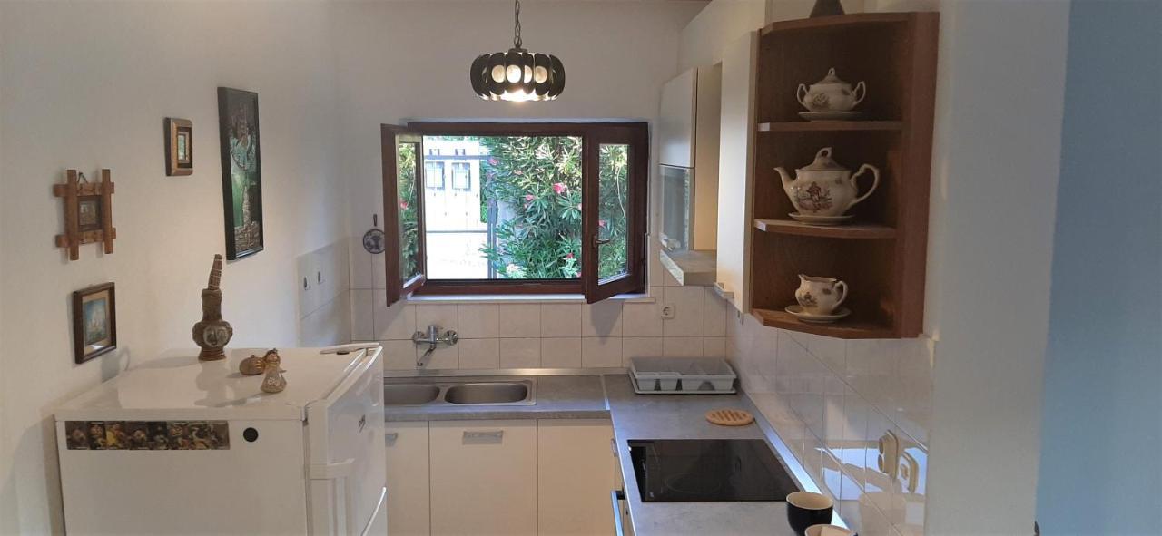 טרוגיר Apartments Figos מראה חיצוני תמונה